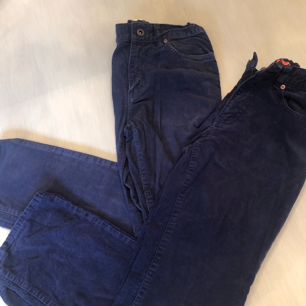 Crewcut navy cords sz.10 excellent condition💙